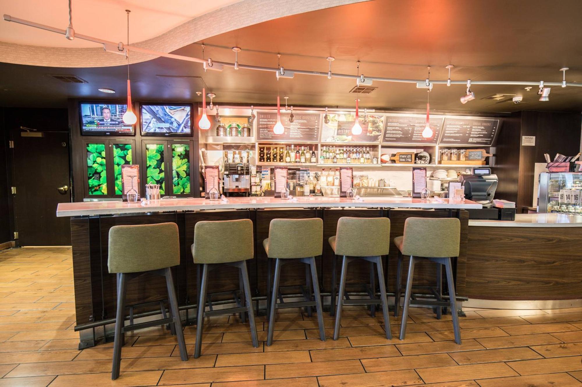 Courtyard By Marriott Merced Bagian luar foto